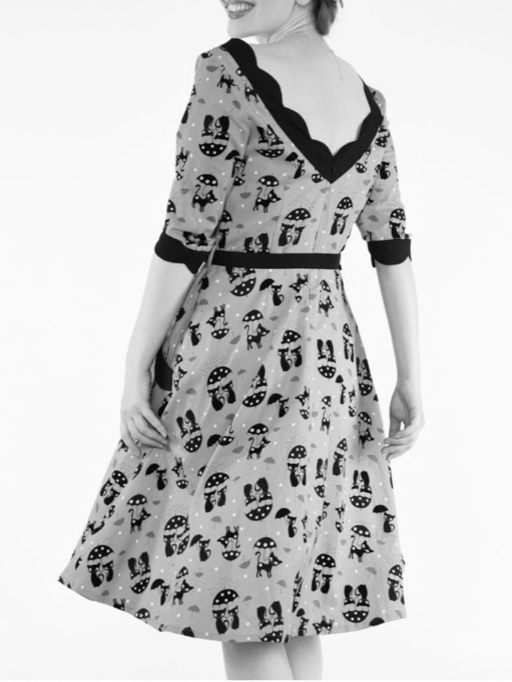 Voodoo Vixen Katnis dress - Picture 4 of 4